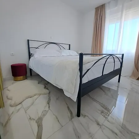 Апартаменты Nina